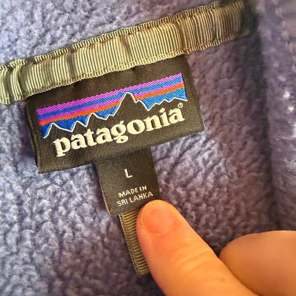 Patagonia Women's Purple Retro Pile Fleece Jacket Size Large - Picture 5 of 8